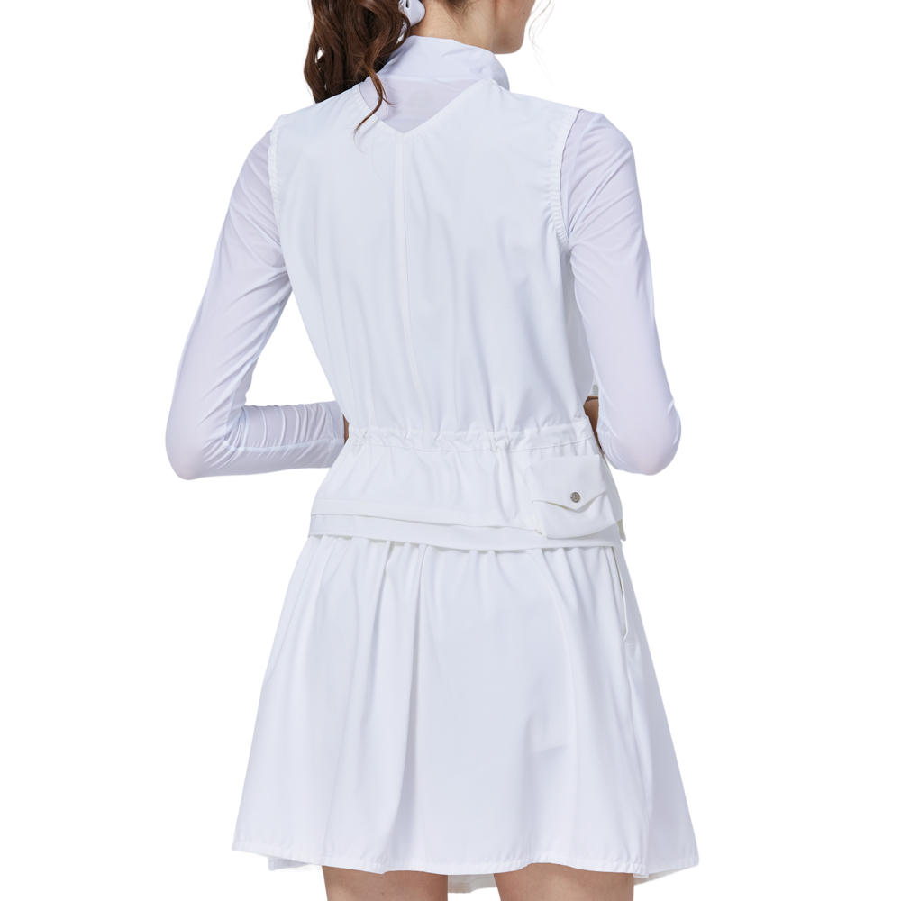 Two-piece women's sports skirt suit (white)