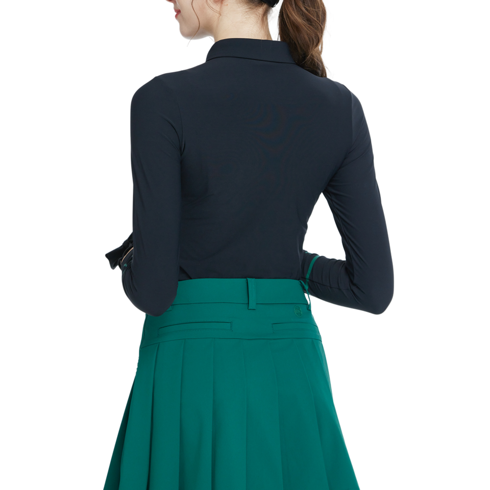 Black brushed fleece long-sleeved top with turn-down collar